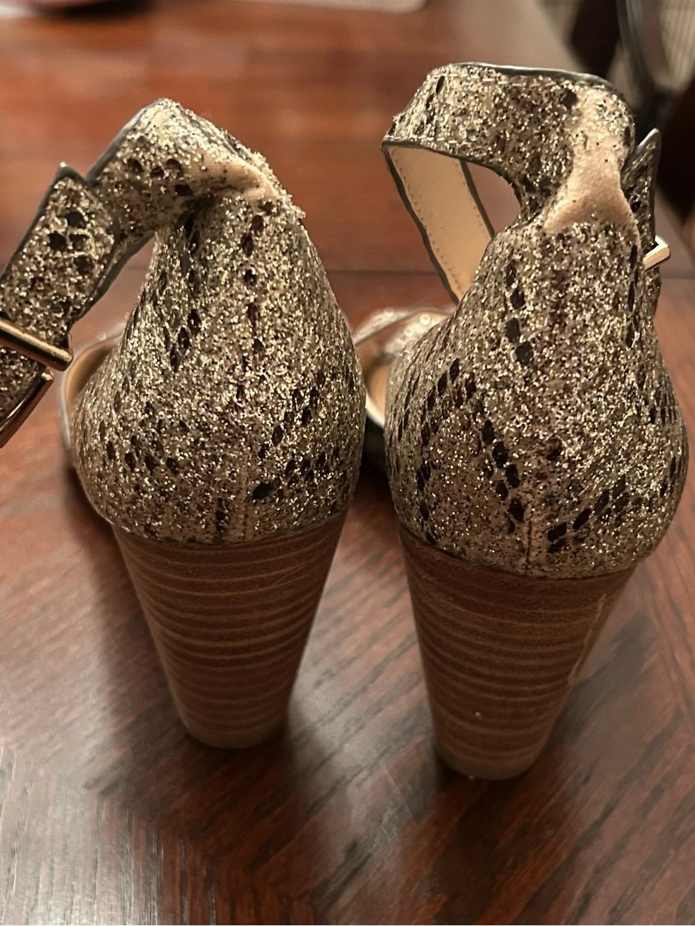 Jessica Simpson Metallic Gold Snake-Print Wedge Sandals Size 8.5